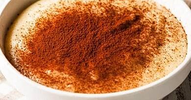 Gyerekkorunk kedvence újra hódít: így készül a klasszikus menzás tejbegríz, amit mindenki imádott