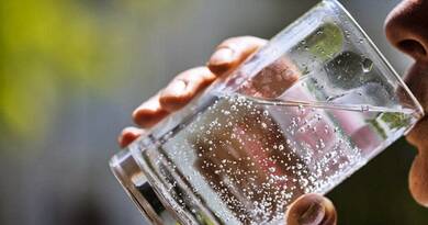 El sem hinnéd, mi történik a testeddel, ha egy hétig csak vizet iszol