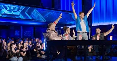 Sokk a stúdióban: az X-Faktor történetében először történt meg ez a döbbenetes pillanat