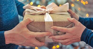 Ez a top 10 legjobb karácsonyi ajándék férfiaknak: garantáltan örömet okozol!