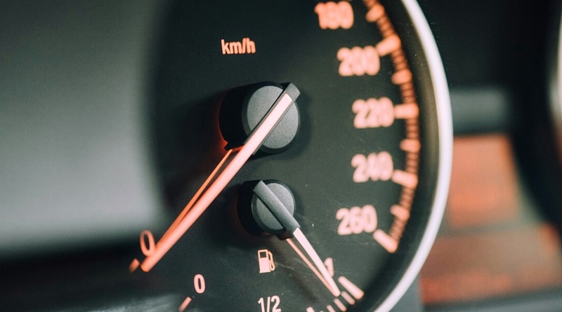 Felismerhetetlenné válik a magyar autópiac a következő hónapokban: ami eddig csak halk kopogtatás volt a távol-keleti gyártók részéről, az mostanra teljes pályás letámadássá vált.