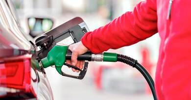 Váratlan fordulat a benzinkutakon: kiderült, mi történik az üzemanyagárakkal csütörtöktől.