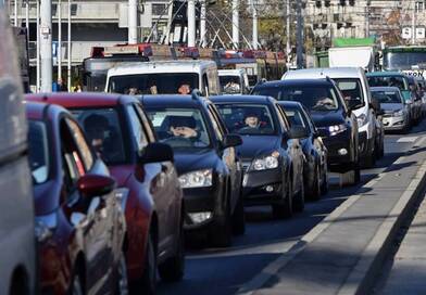 Torlódásra lehet számítani a főváros több útvonalán gyűlés miatt.
