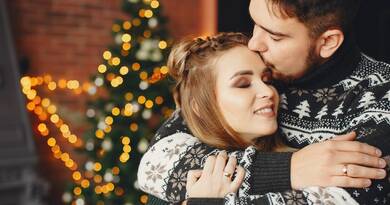 Heti szerelmi horoszkóp 2025. december 22-28. Karácsonyi párkapcsolati előrejelzés. Kinek lesz lánykérés karácsonykor? Szerelem, szakítás és békülés horoszkóp minden csillagjegynek.