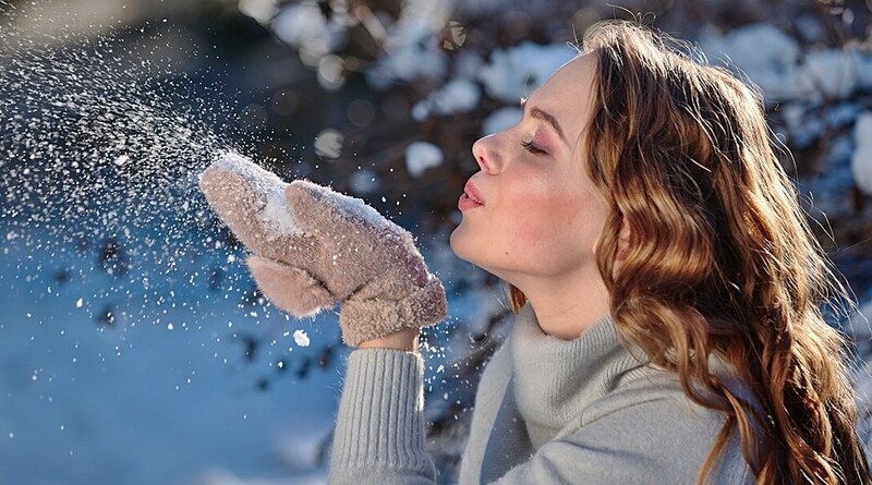 Napi horoszkóp 2025. december 16: ma derül ki, melyik csillagjegynek változik meg az élete teljesen