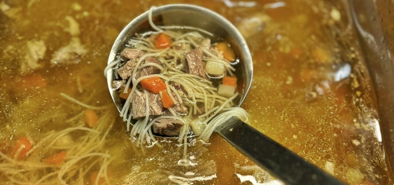 A varázslat a fazékban kezdődik: így készül a tökéletes karácsonyi húsleves
