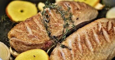 Karácsonyi kacsamell almával és hagymával + recept