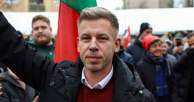 Ételosztást szervez Magyar Péter, a Tisza Párt elnöke.