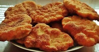 Így készíti a 70 éves nagypapám karácsonykor a rántott húst