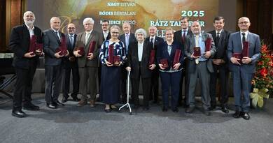 Átadták a 2025. évi Rátz Tanár Úr Életműdíjakat.