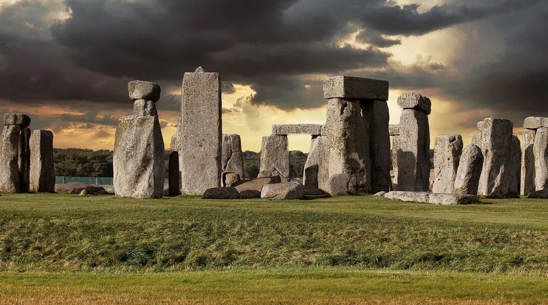 Döbbenetes dolog történt Stonehenge ősi köveinél a napfelkeltekor