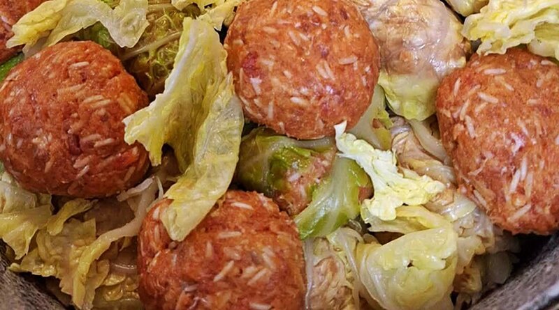 Ez a káposztás húsgombóc recept titokban hódít – aki egyszer megfőzi, hetente kéri a család