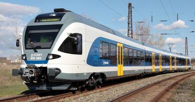 Szilveszteri menetrend 2025/2026: MÁV, Volánbusz és éjszakai HÉV infók