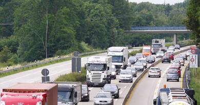 M1-M7 forgalomkorlátozás: Sávlezárás a kivezető szakaszon péntek estétől