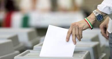 Bruttó 80 ezer forint jár érte és plusz szabadnap: Ön is jelentkezhet szavazatszámlálónak az áprilisi választásra