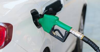 Üzemanyagárak: Itt a szerdai döntés, megállt a benzin és a gázolaj drágulása.