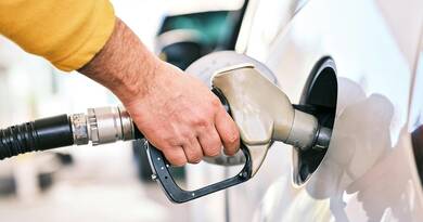 Stabilak az üzemanyagárak szerdától! Nem változik a benzin és a gázolaj ára a magyar kutakon. Mutatjuk a 2026. február 17-i friss átlagárakat.