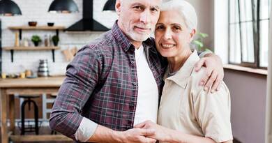 Özvegyi nyugdíj szabályok 2026: Élettársak öröklése és korhatárok