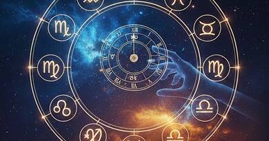 Napi horoszkóp: Sorsszerű fordulatokat ígérnek a csillagok