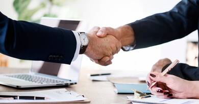 4 milliárd euró sorsa dőlt el, a magyar cégek is hatalmasat kaszálhatnak