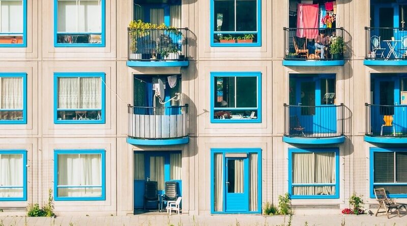 Veszélyben a magyarok otthona? Március 31-e után már késő lesz: milliókat bukhat, aki elhibázza a váltást