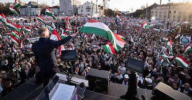 Kitört a számháború: Megdöbbentő különbségek a Békemenet és a Tisza Párt létszámbecslései között