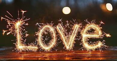 Szerelmi horoszkóp 2026. március 14.: Életed randevúja vagy fájdalmas csalódás? Erős fordulatot hoz a szombat!
