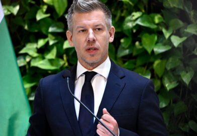 Jó hírt közölt Magyar Péter: áfamentesek lesznek a vényköteles gyógyszerek