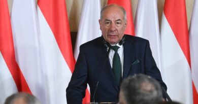 Kihirdették az Alaptörvény 17. módosítását, hamarosan új köztársasági elnököt választhatnak
