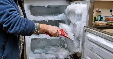Vége a jégkorszaknak! Így olvaszd le a fagyasztót kaparászás nélkül, fél óra alatt
