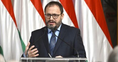 Nagy nap a mai, négy év után megnyílhat az út a befagyasztott 10 milliárd eurónyi uniós forrás előtt
