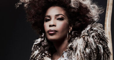 Budapestre jön Macy Gray: az I Try Grammy-díjas előadója az Akvárium Klubban lép fel