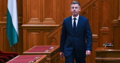 Folytatódik az abszolút parlament: Magyar Péter jövő héten kétszer is felszólal az Országgyűlésben