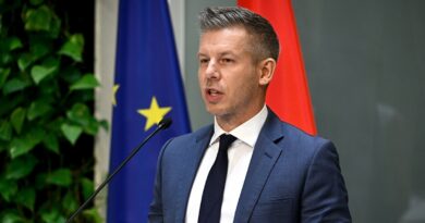 "Évek óta lapátolták ki a közpénzt" - Magyar Péter kemény kritikát fogalmazott meg