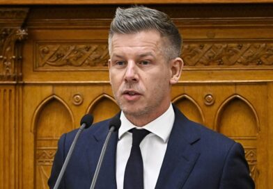 "Semmi sem lesz elfelejtve" - Magyar Péter kemény üzenetet küldött a Parlamentből