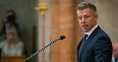 Magyar Péter nagy bejelentéseket tett az Országgyűlésben, több fontos változást is ígért