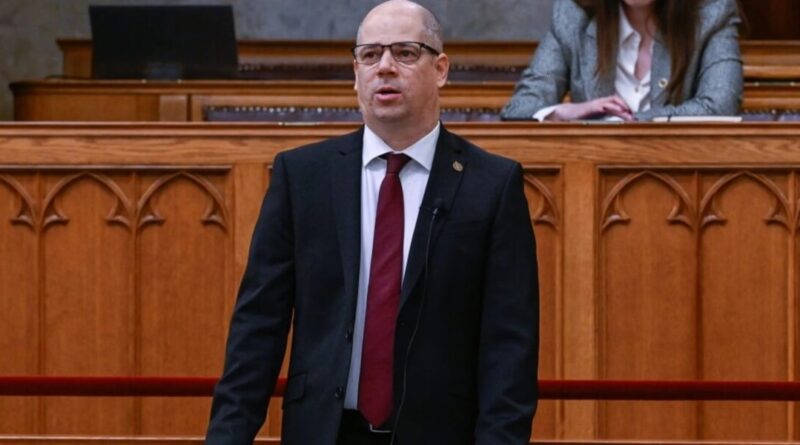 Lemondott a legfőbb ügyész