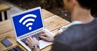 Privát üzenetek szűrését hosszabbítaná meg az EU, újra fellángolt a Chat Control körüli vita