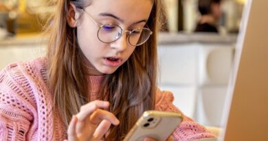 Családi nyaralás repülővel? Így spórold meg az indulás előtti stresszt