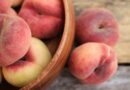 Hiába jöttek a tavaszi fagyok, olcsó és finom magyar őszibarack kerül a piacokra