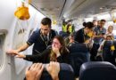 Horror a Ryanair járatán: kiszakadt az ablak, beszippantotta az utast a vákuum
