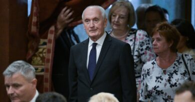 Megvan az új köztársasági elnök: 140 igen szavazattal választotta meg az Országgyűlés Baka Andrást