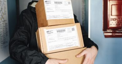 Ha ilyen csomagod érkezik, eszedbe ne jusson átvenni - új trükkel támadnak a csalók