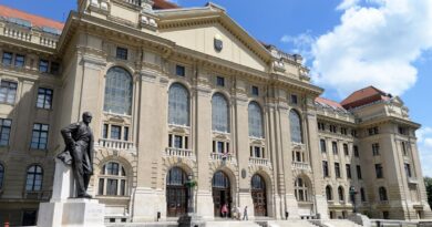 Különleges kert nyílt a Debreceni Egyetemen, de az igazi szenzáció a laboratóriumokban történik