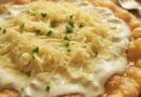 Így készül a verhetetlen krumplis lángos: a titok, amitől kívül ropogós, belül pihe-puha lesz