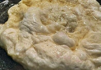 Nagymama lángos receptje: így lesz kívül ropogós, belül puha és levegős